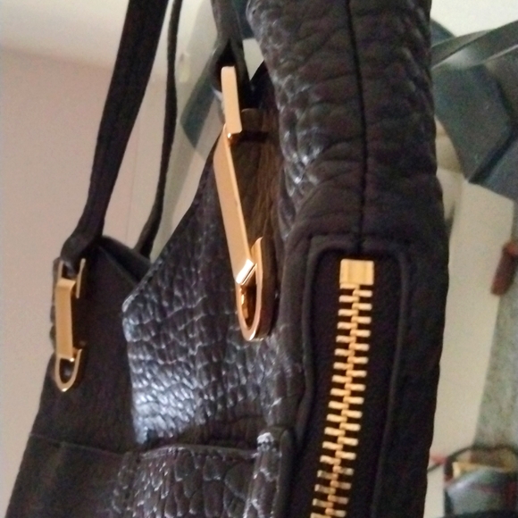 NWOT Vince Camuto Leather Bag - Picture 2 of 9